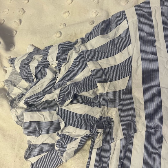 Striped Blouse - Picture 4 of 4